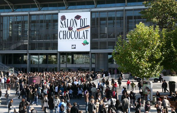 🇫🇷フランス・パリで開催される世界最大のチョコレートの祭典『サロン・デュ・ショコラ 2017』メインステージ出演決定！