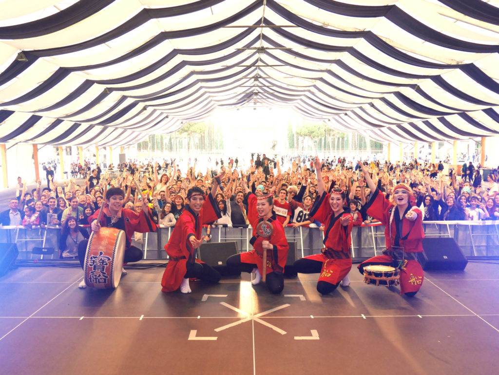 🇪🇸スペイン最大、15万人来場のジャパンフェス『サロン・デル・マンガ』に出演！メインステージで熱狂の90分ステージを披露！