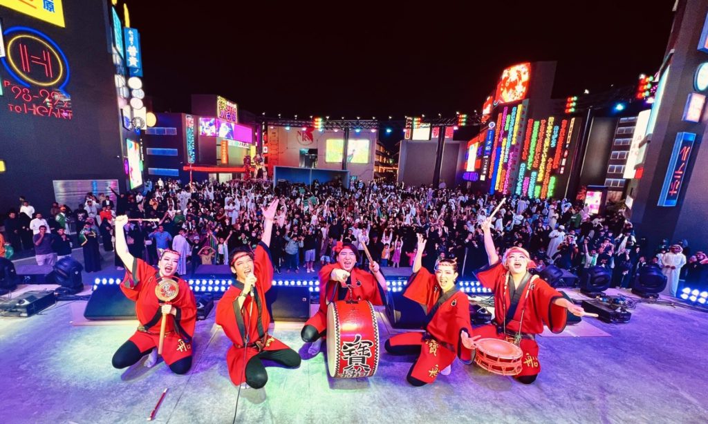 サウジアラビアで3ヶ月に渡って開催されるエンタメの祭典「Riyadh Season（リヤドシーズン）」の「Japan Anime Town（ジャパンアニメタウン）」で踊ってきました！